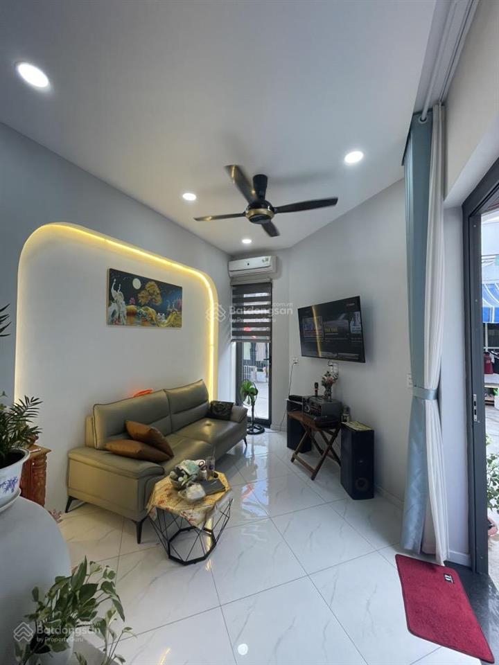 Giảm chào 300 triệu thanh khoản chỉ 8 tỷ. hẻm 2 xe hơi tránh nhau trần văn khánh, p. tân thuận đông