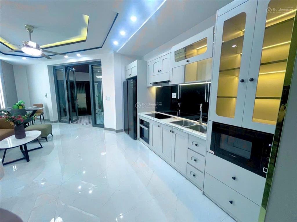 Siêu phẩm shr thanh khoản chỉ 3 đồng 99  nhà góc 2 mặt hẻm xe vf3 quay đầu trệt 2 lầu