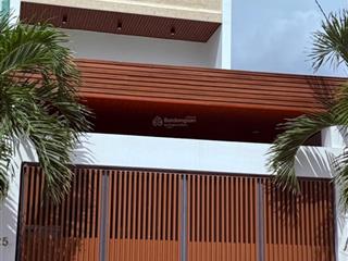 Nhà mặt tiền đào sư tích, nhà bè sân ô tô 116m thanh khoản chỉ 8 tỷ 900 tr