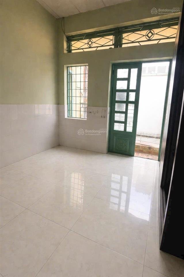 Hàng hiếm tại hoàng tăng bí, 8,2 tỷ, 116m2, 6pn, 6wc, 2 tầng