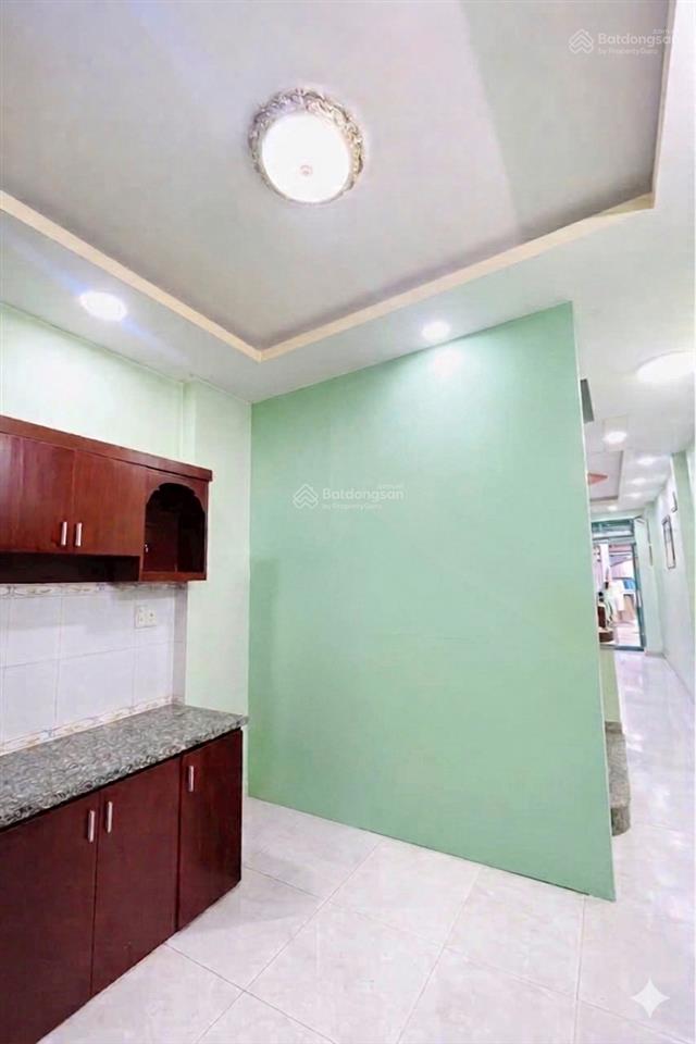 Hàng hiếm tại hoàng tăng bí, 8,2 tỷ, 116m2, 6pn, 6wc, 2 tầng