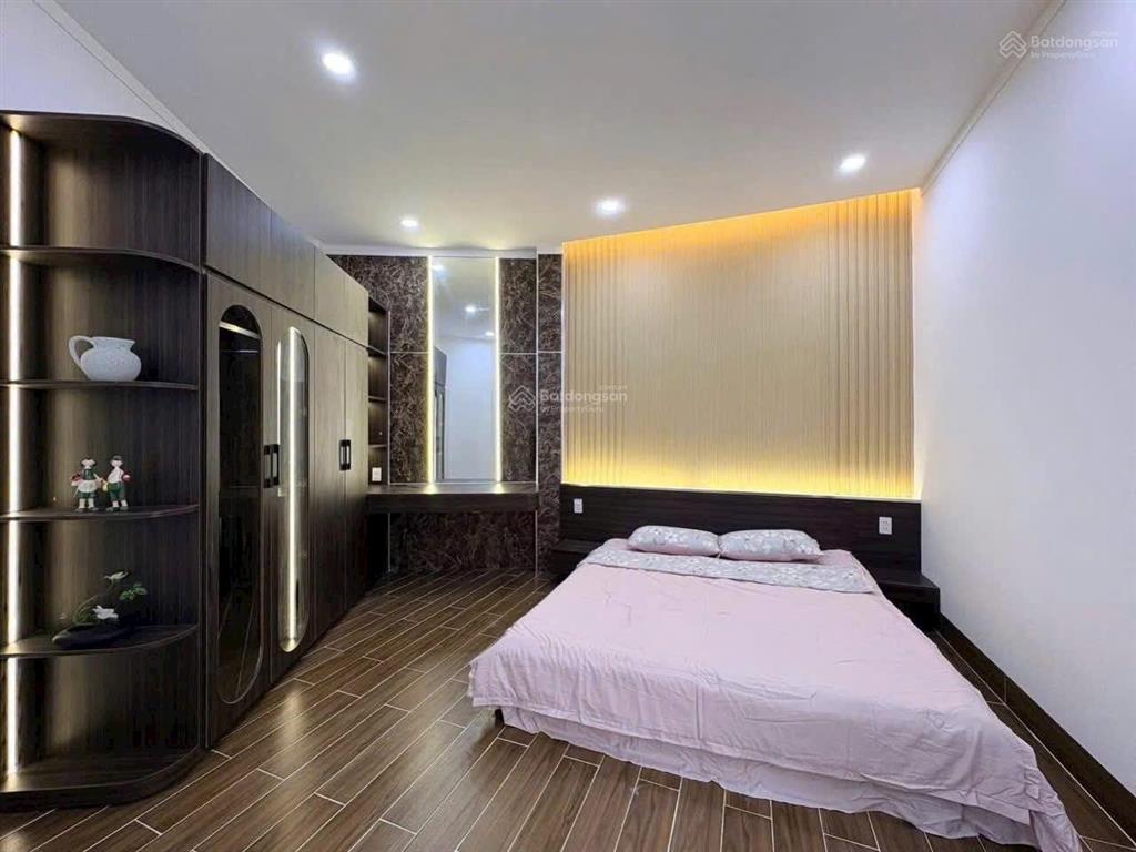 Nhà mới ở liền phạm ngọc thạch 60m2