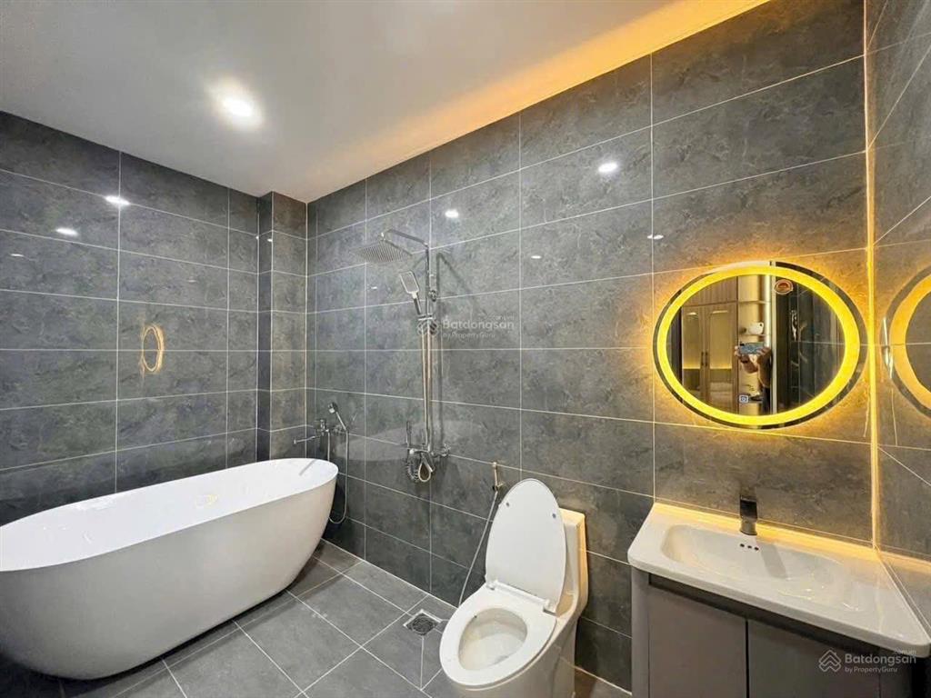 Nhà mới ở liền phạm ngọc thạch 60m2