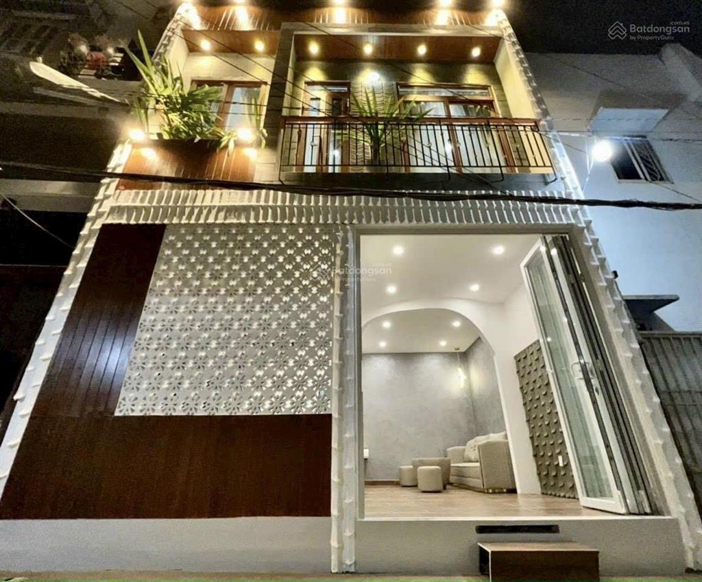 Nhà cc hẻm ô tô nguyễn văn lượng 30m2