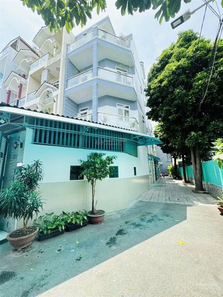 Phạm văn chiêu  7,x tỷ, chủ đã giảm 400tr  xe hơi vào nhà  căn góc 5 x 15m  4 tầng btct
