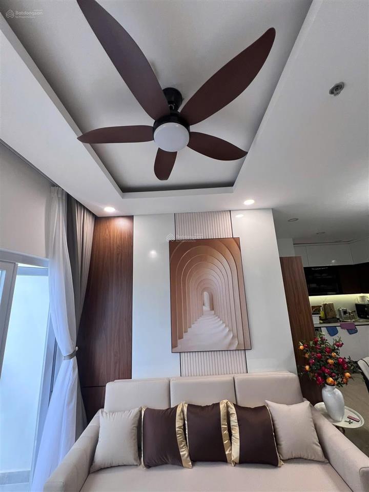 Bán căn 2pn monarchy  view sông  đầy đủ tiện nghi. giá 4,8 tỷ
