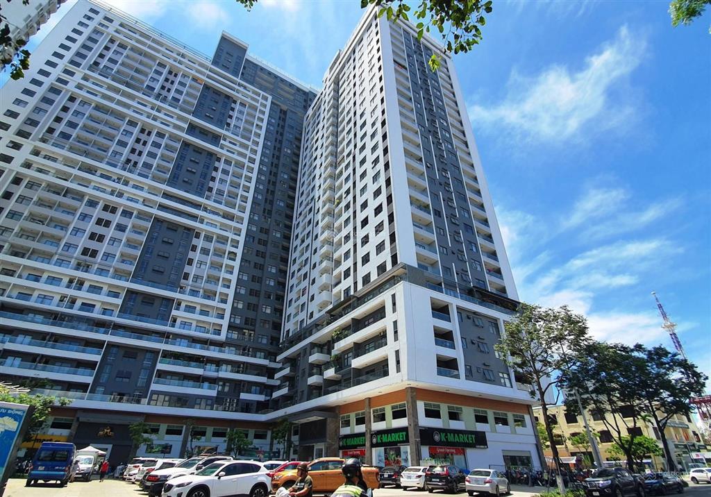 Bán căn 2pn monarchy  view sông  đầy đủ tiện nghi. giá 4,8 tỷ