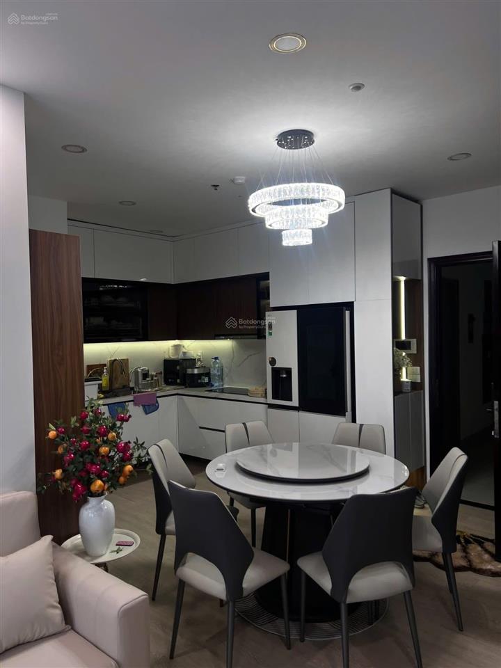 Bán căn 2pn monarchy  view sông  đầy đủ tiện nghi. giá 4,8 tỷ