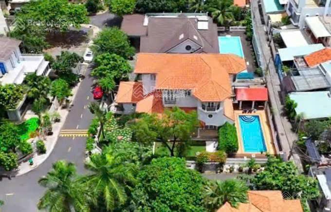 2 mt ngay nguyễn văn hưởng, thảo điền, quận 2, dt 1014,6m2