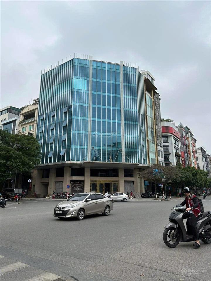 Tòa văn phòng góc 2 mt liền kề phan đăng lưu, ngang 12m, dts 1200m2, hđt 320tr/th