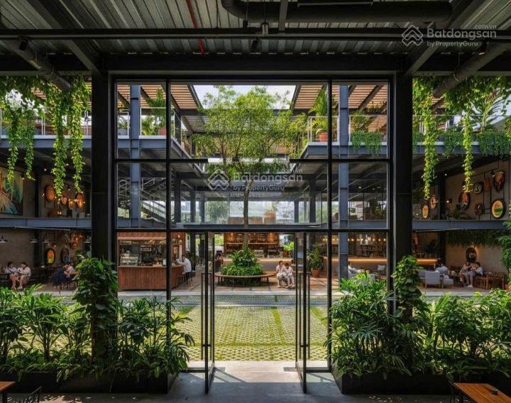 Quá tốt, mt ngay nguyễn văn hưởng, dt 366m2  18x21m, xây cao tầng, khai thác tối ưu