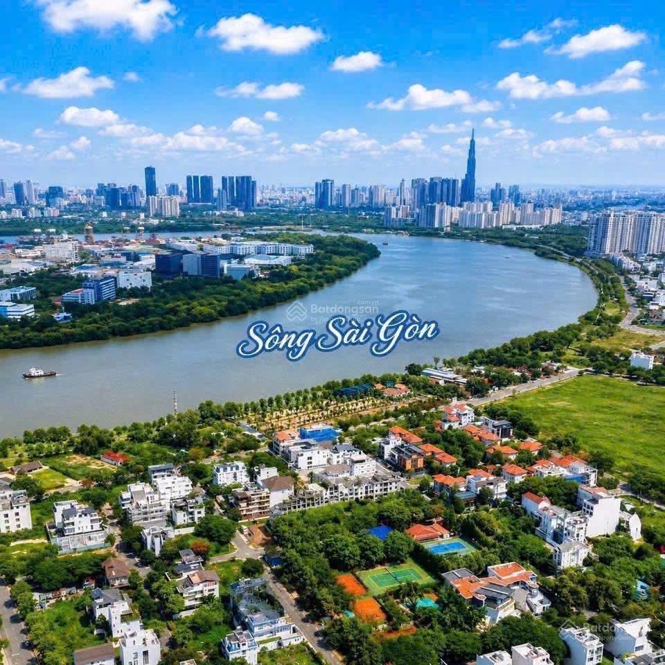 Hiếm,mt ngay nguyễn bá lân, xuân thuỷ, dt 375m2  12,5x31m, xây cao tầng, khai thác tốt tại phố tây