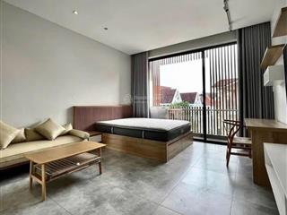 Trung tâm quận 7  studio ban công thoáng, tách bếp, nội thất xịn xò
