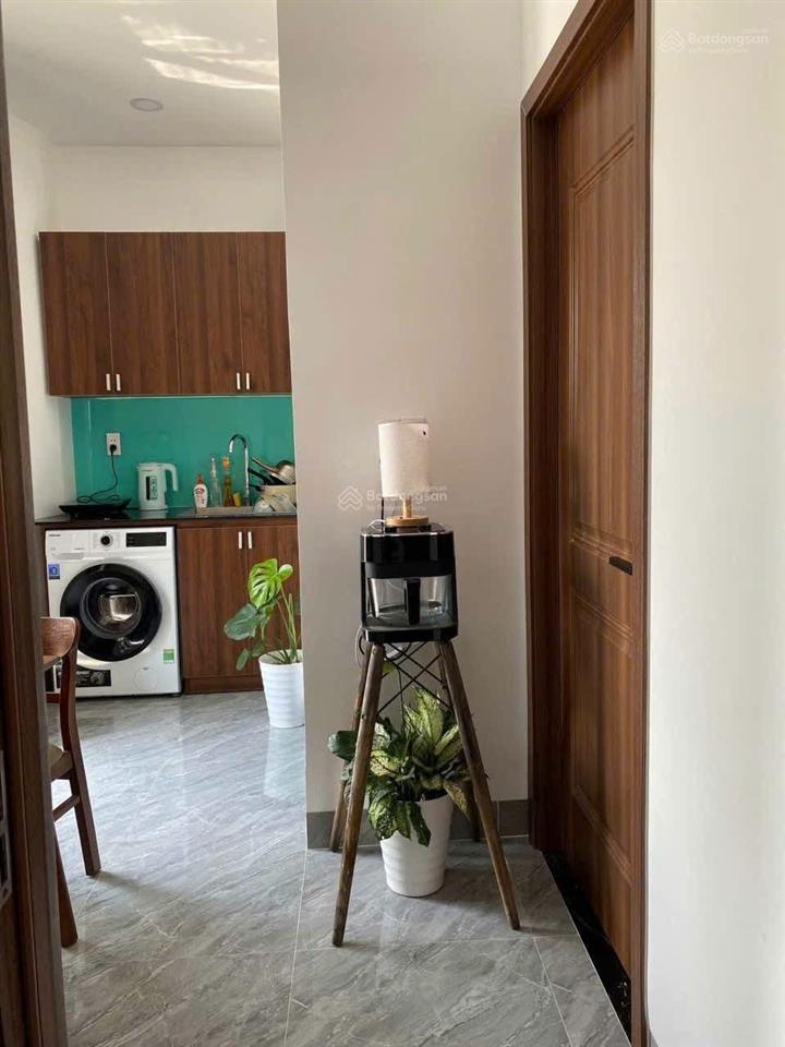 1pk + 1pn full nội thất  ban công  máy giặt riêng