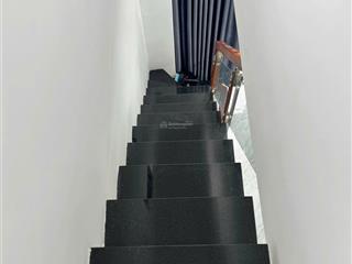 Bán nhà riêng 648 kha vạn cân, 3 tỷ, 22.5m2, 2pn, 2wc