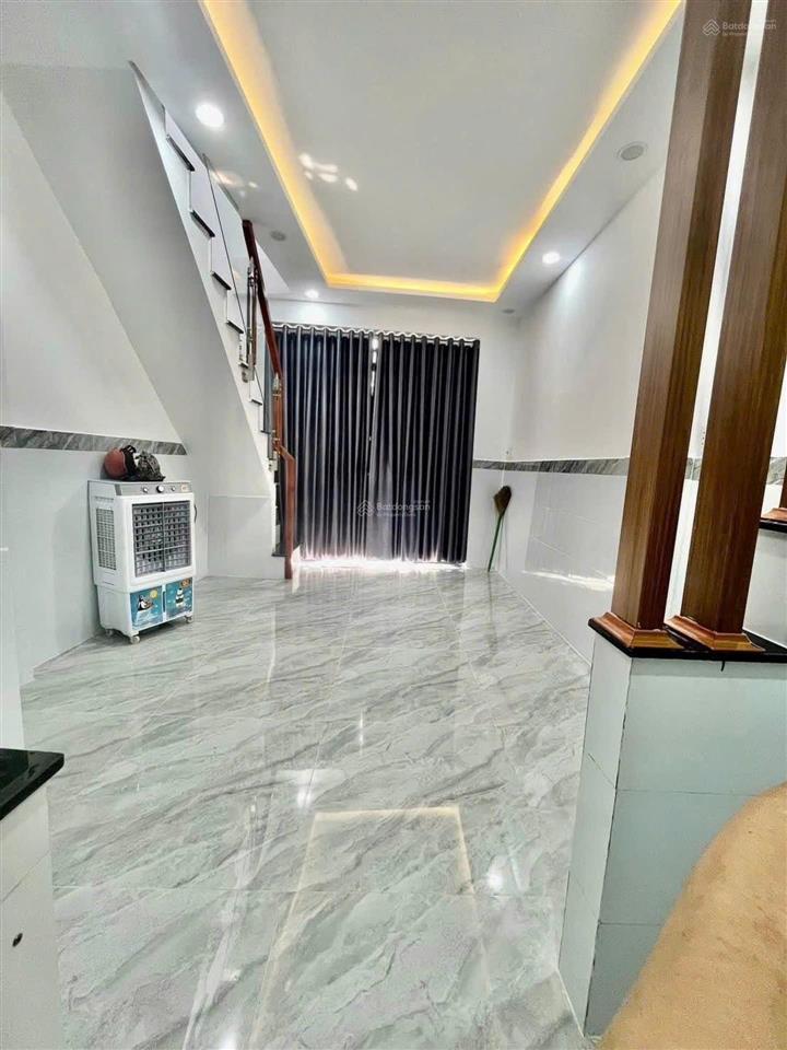 Bán nhà riêng 648 kha vạn cân, 3 tỷ, 22.5m2, 2pn, 2wc