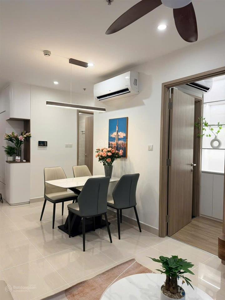 Cho thuê căn hộ 2pn2wc full nội thất luxury