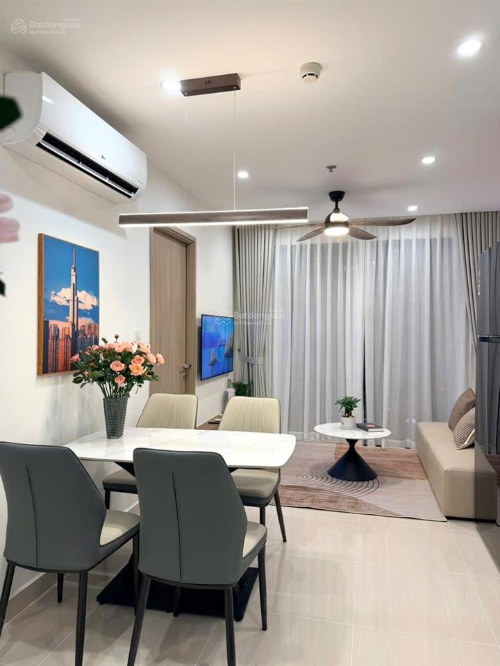 Cho thuê căn hộ 2pn2wc full nội thất luxury
