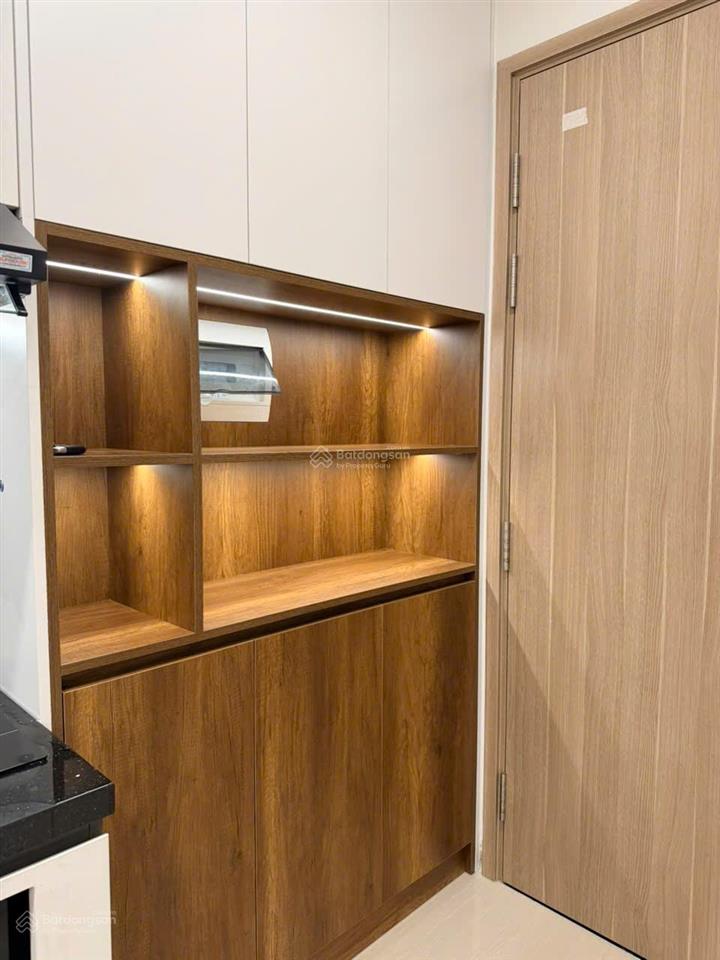 Cho thuê căn hộ 2pn2wc full nội thất luxury