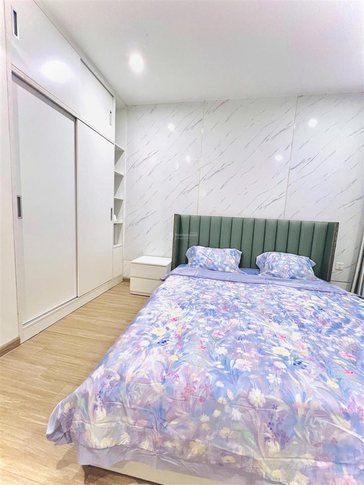 Cho thuê căn hộ 3pn2wc full nội thất đẹp xịn xò, có phòng xông hơi, karaoke