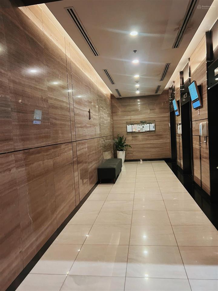 Estella heights căn góc 3pn lớn tháp 4  tầng cao, view hồ bơi đẹp