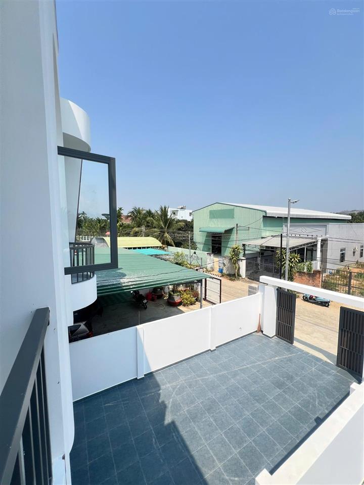 Nhà đẹp diên thạnh diên khánh | 121m | sân ô tô | chỉ 2,9 tỷ