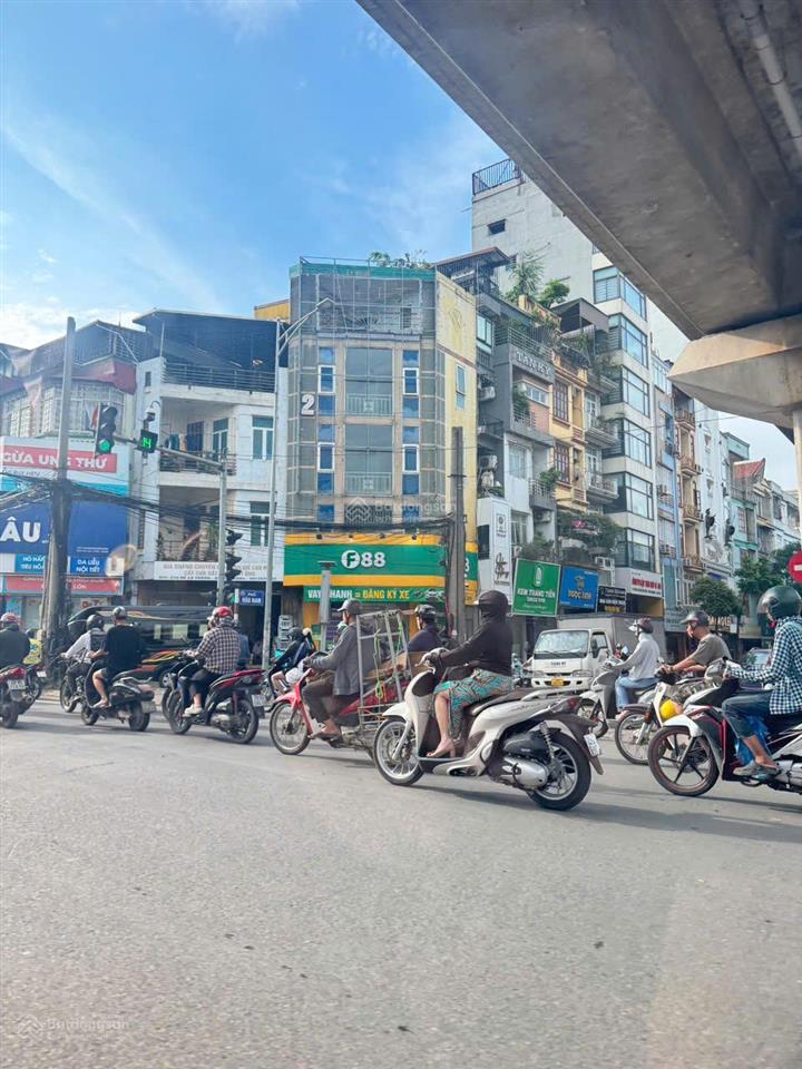 Chính chủ bán nhà mặt phố đê la thành  quận đống đa  vị trí kinh doanh đỉnh  dòng tiền ổn định