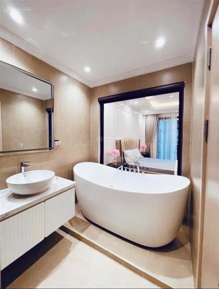 Đón qh mở đường,giá giảm chạm đáy 3tỷ chủ người quen cần bán gấp căn 90m26 tầng5 ngủ 23,8 tỷ