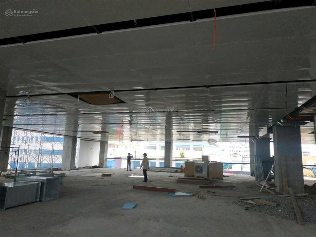Gấp! mặt tiền đường 373 tân sơn nhì, quận tân phú dtsd 8500m2