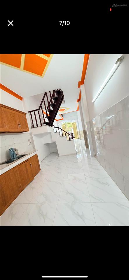 Bán nhà xã bình chánh  hẻm 5m thông  giá chỉ 980 triệu