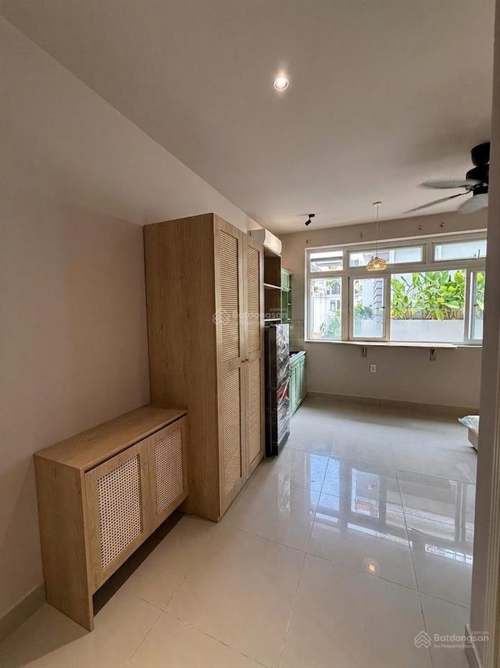 Studio cao cấp giữa lòng him lam q7 xách vali vào ở