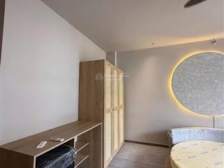 Studio cao cấp giữa lòng him lam q7 xách vali vào ở