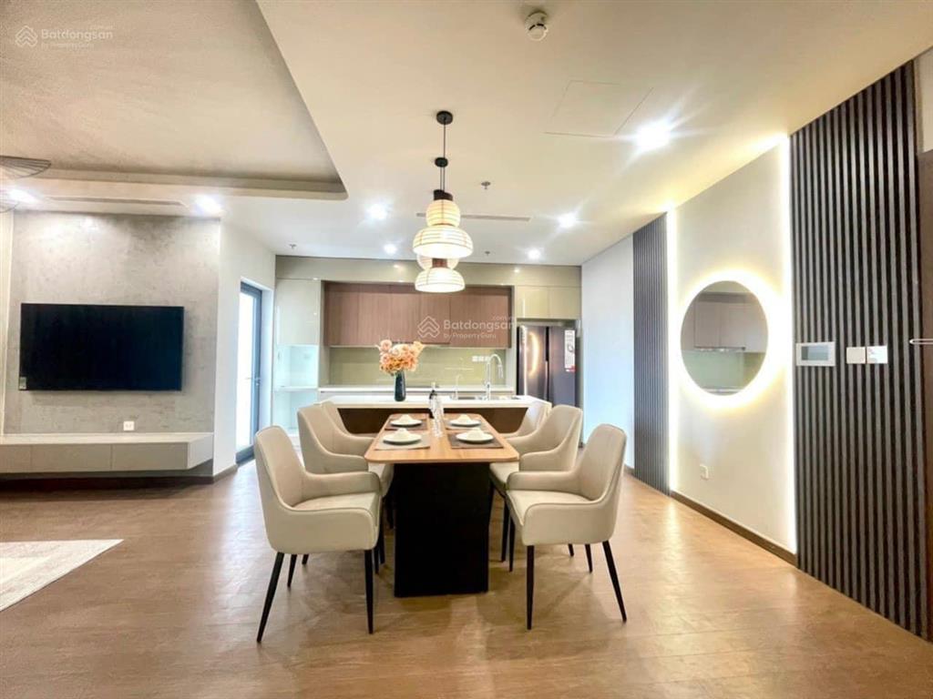 Bán gấp giá siêu tốt, căn hộ 2pn, 54m2, tại mipec rubik 360, giá chỉ 7,2 tỷ.  0869 555 ***