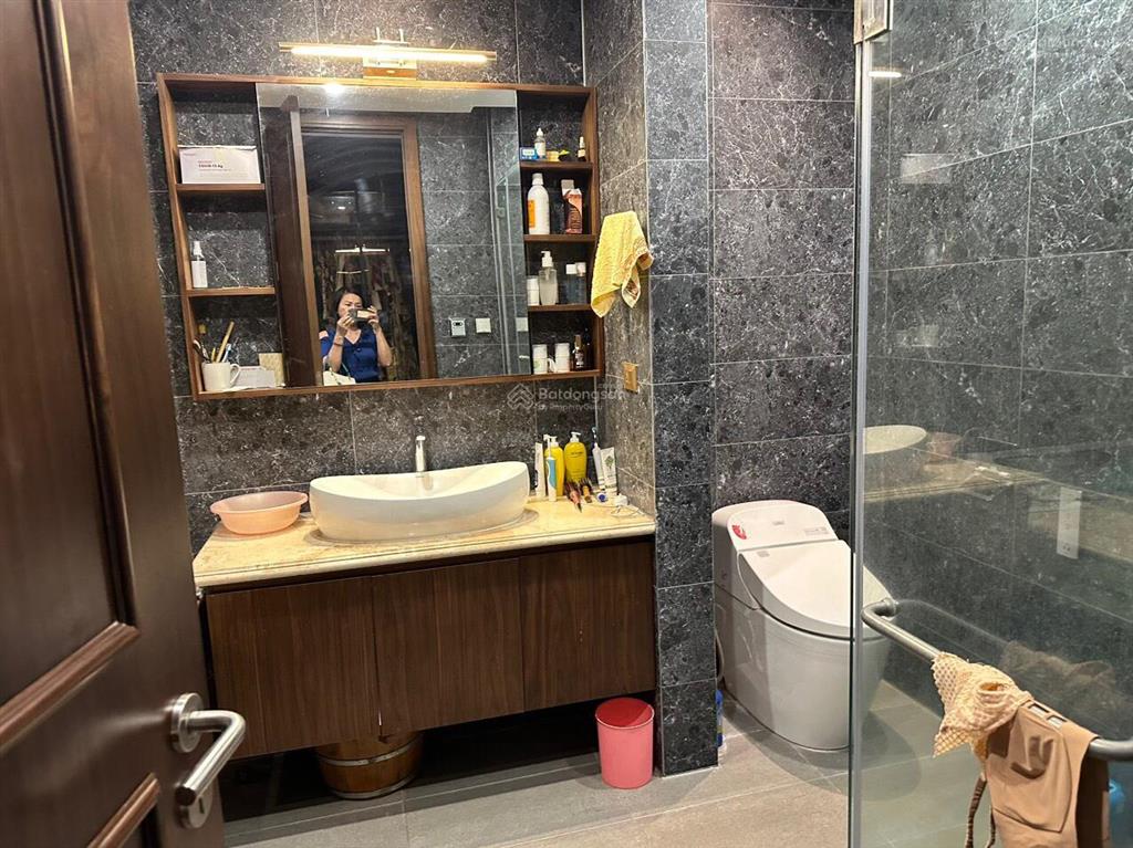 Cho thuê căn hộ tại iph, các căn hộ thiết kế từ 2pn  3pn  4pn, giá từ 21tr/tháng.  0869 555 ***