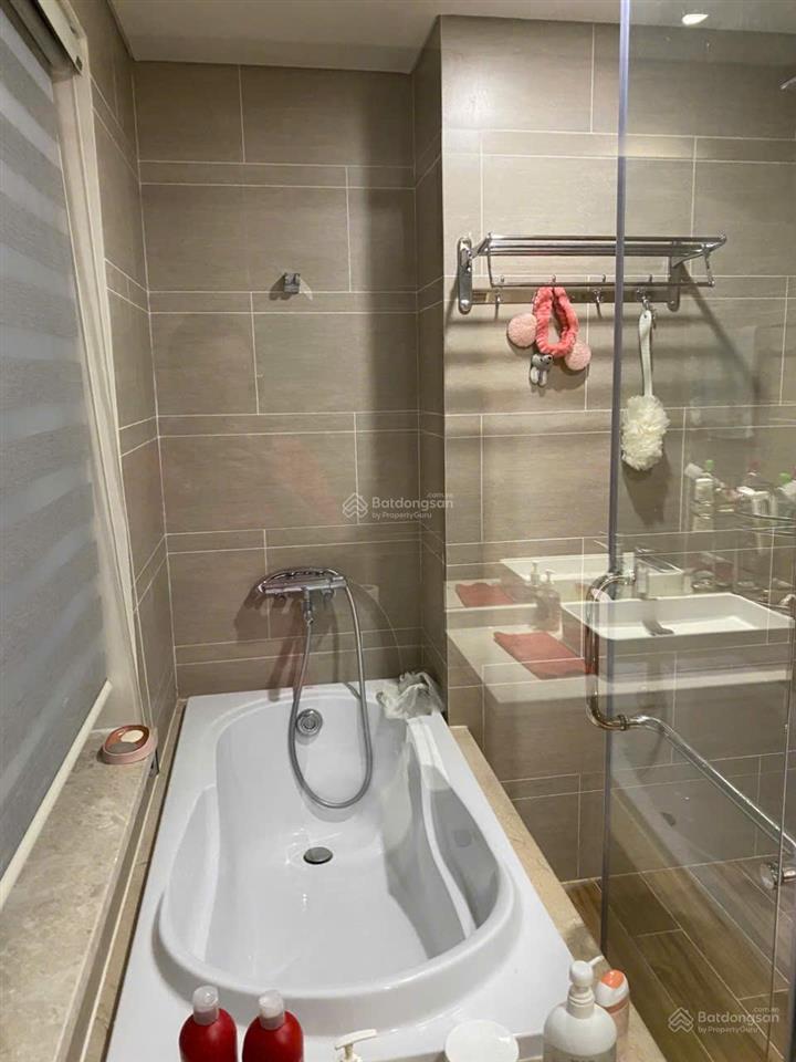 Bán căn hộ sky park tầng đẹp, view thoáng, thiết kế 2pn, 80m2 giá chỉ 9.99 tỷ.  0869 555 ***