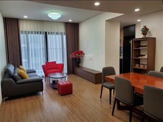Bán căn hộ sky park tầng cao, view hồ cực đẹp, ban công đông nam, thiết kế 3pn, 128m2 giá 15.x tỷ.