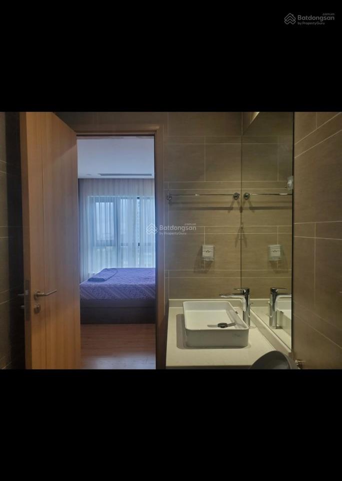 Bán căn hộ sky park tầng cao, view hồ cực đẹp, ban công đông nam, thiết kế 3pn, 128m² giá 15,5 tỷ.