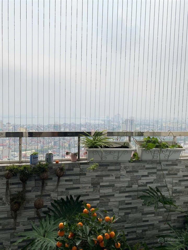 Bán gấp ch tòa tháp đông chung cư hvqp, thiết kế 3pn, 136m2, tầng cao, view hồ tây, bc hướng đn.