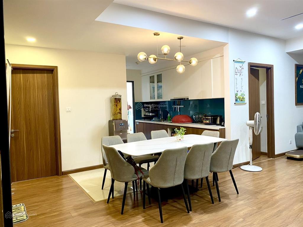 Em thành cho thuê ch discovery thiết kế 3pn, đầy đủ nội thất, giá 23tr/tháng.  0869 555 ***