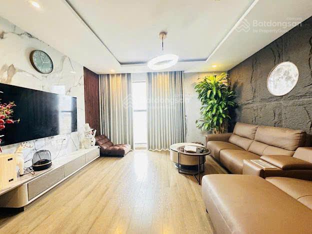 Sau mùa wc giá nhà lại giảm, cắt lỗ căn flc cầu giấy, thiết kế 2pn, 97m2, tầng cao, hướng mát.