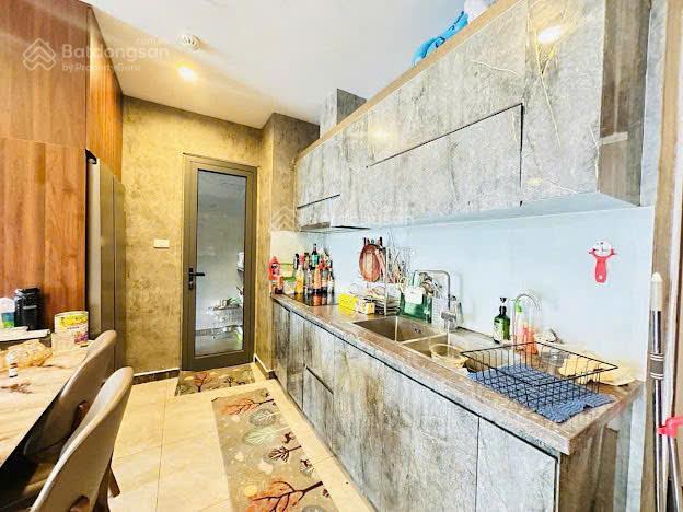 Sau mùa wc giá nhà lại giảm, cắt lỗ căn flc cầu giấy, thiết kế 2pn, 97m2, tầng cao, hướng mát.