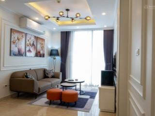 Chính chủ bán nhanh căn center point, 2pn, 80m2, bc đông nam, giá 7.6 tỷ.