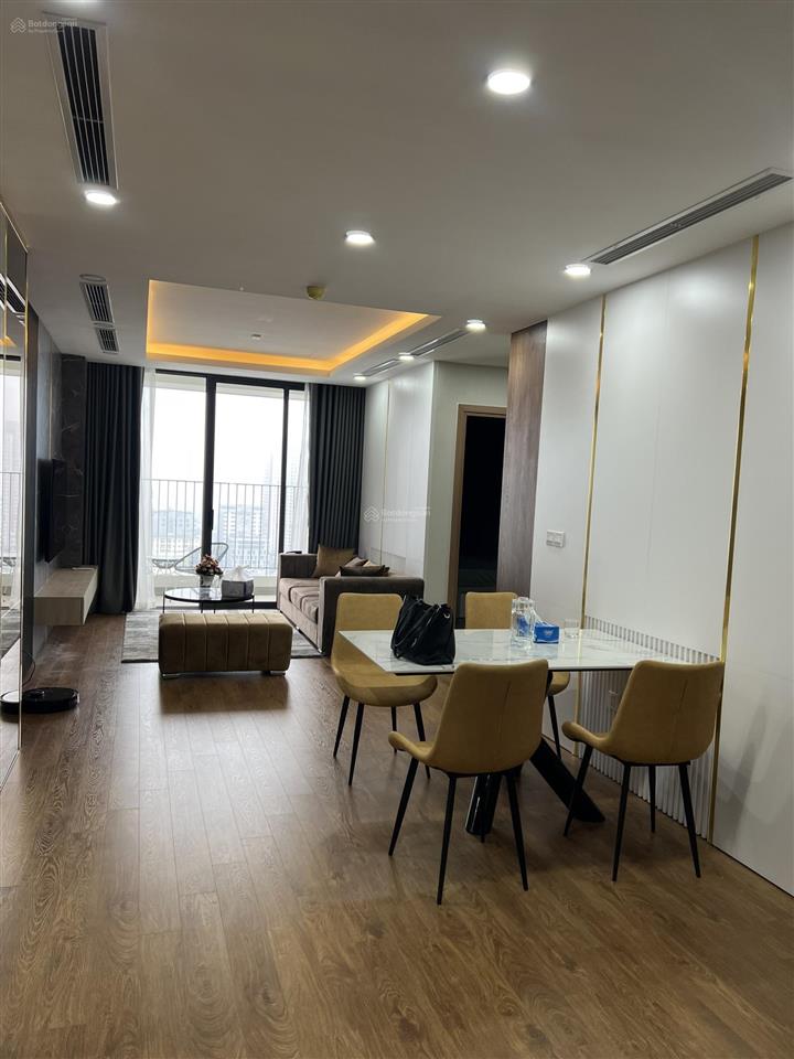 Cần bán the park home 2pn, 2wc, full nội thất, sổ đỏ sẵn, giá 7,7 tỷ có thương lượng
