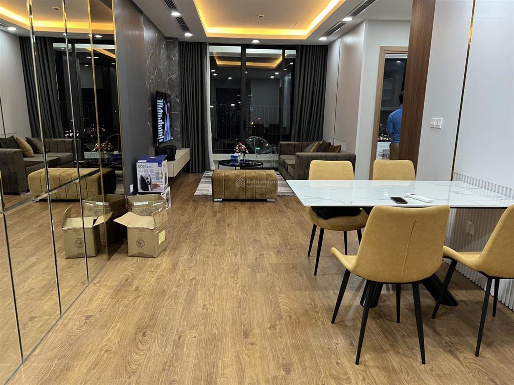 Cần bán the park home 2pn, 2wc, full nội thất, sổ đỏ sẵn, giá 7,7 tỷ có thương lượng