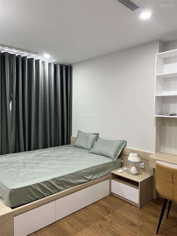 Cần bán the park home 2pn, 2wc, full nội thất, sổ đỏ sẵn, giá 7,7 tỷ có thương lượng