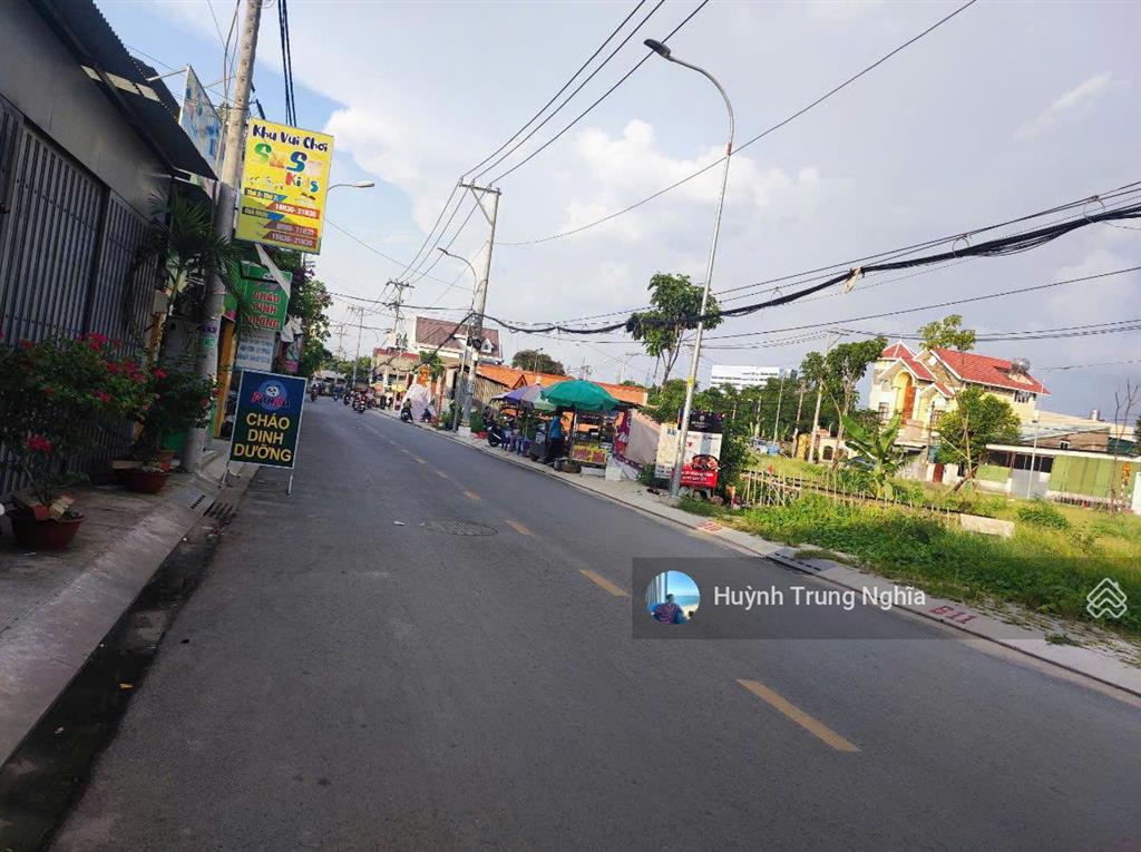 Hàng ngộp hiếm có (5x21m) giá 1 tỷ 380 tại đường trần tử bình ngay chợ việt kiều và vinhome củ chi