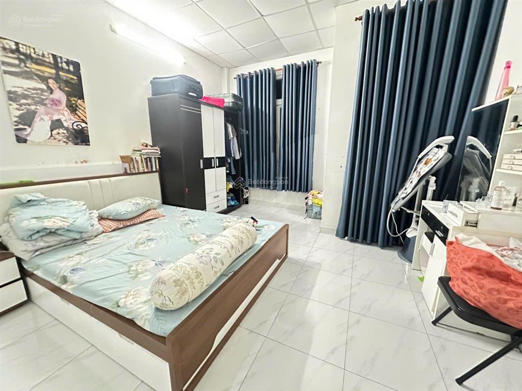 Bán nhà trệt lầu 2pn hẻm 5m p. linh đông  cách phạm văn đồng 200m giá tốt 5.5 tỷ