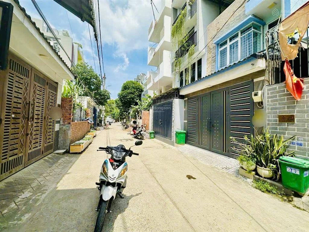 Bán đất hẻm 5m phường hiệp bình chánh  63m2 (4x16) sau chợ hiệp bình giá siêu tốt chỉ 5.4 tỷ