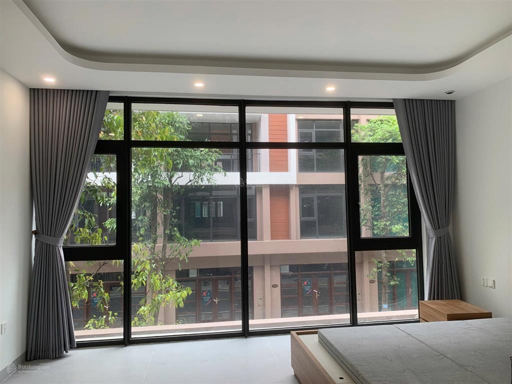 Cần cho thuê nguyên căn 70m2, có thang máy