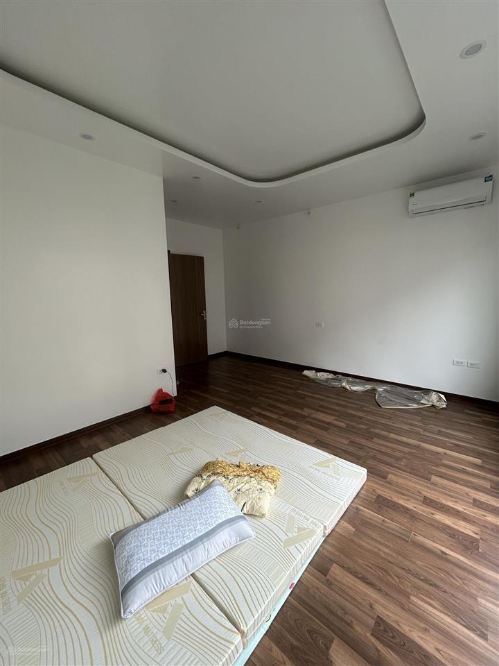 Cho thuê nhà 65m², hoàn thiện 5 tầng, 11 triệu/ tháng